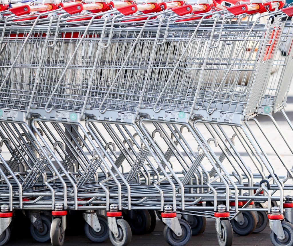 save money on groceries in New York with discount stores and apps